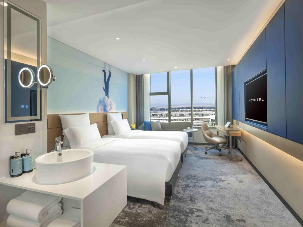 Novotel Guangzhou Baiyun Airport - Canton Fair Free Shuttle Bus & Official Registration Agency Экстерьер фото